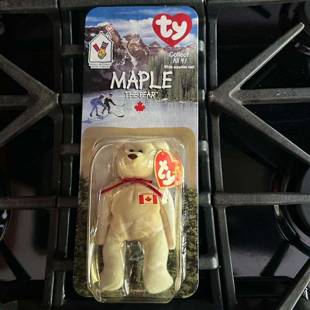 McDonald’s TY Beanie Baby “Maple” Rare with ERRORS